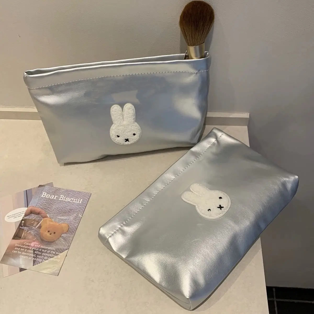 Косметичка с изображением Мифф – обзор и цена Travel Accessories Toiletries