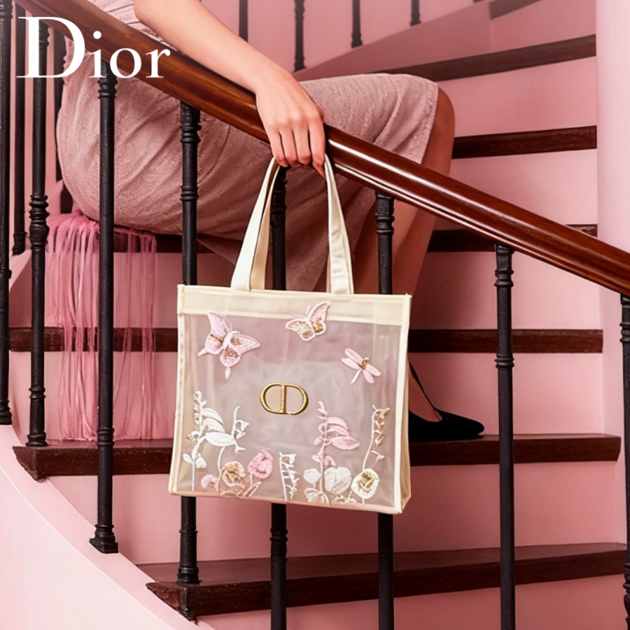 Сумка Christian Dior, роскошна – обзор и цена Travel Accessories Toiletries